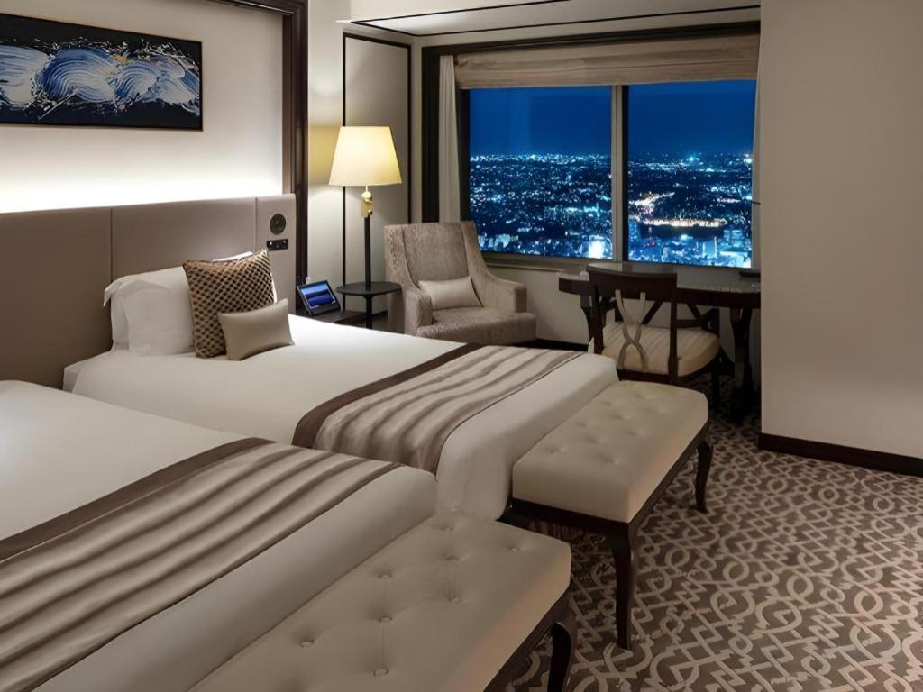 Yokohama Royal Park Hotel Экстерьер фото